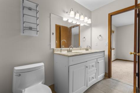 118 Hilltop Drive Simsbury CT 06089