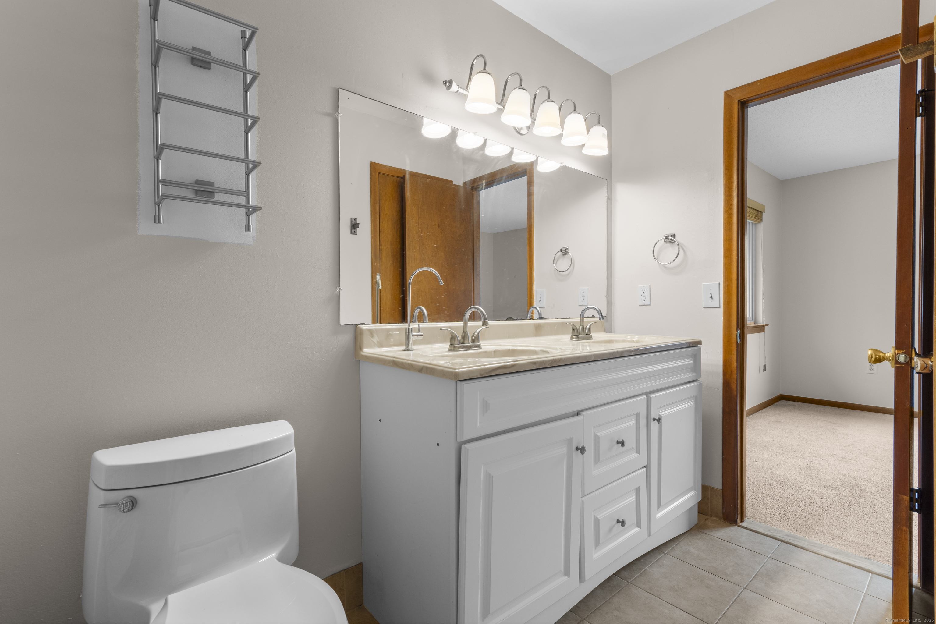 118 Hilltop Drive Simsbury CT 06089