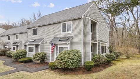 118 Hilltop Drive Simsbury CT 06089