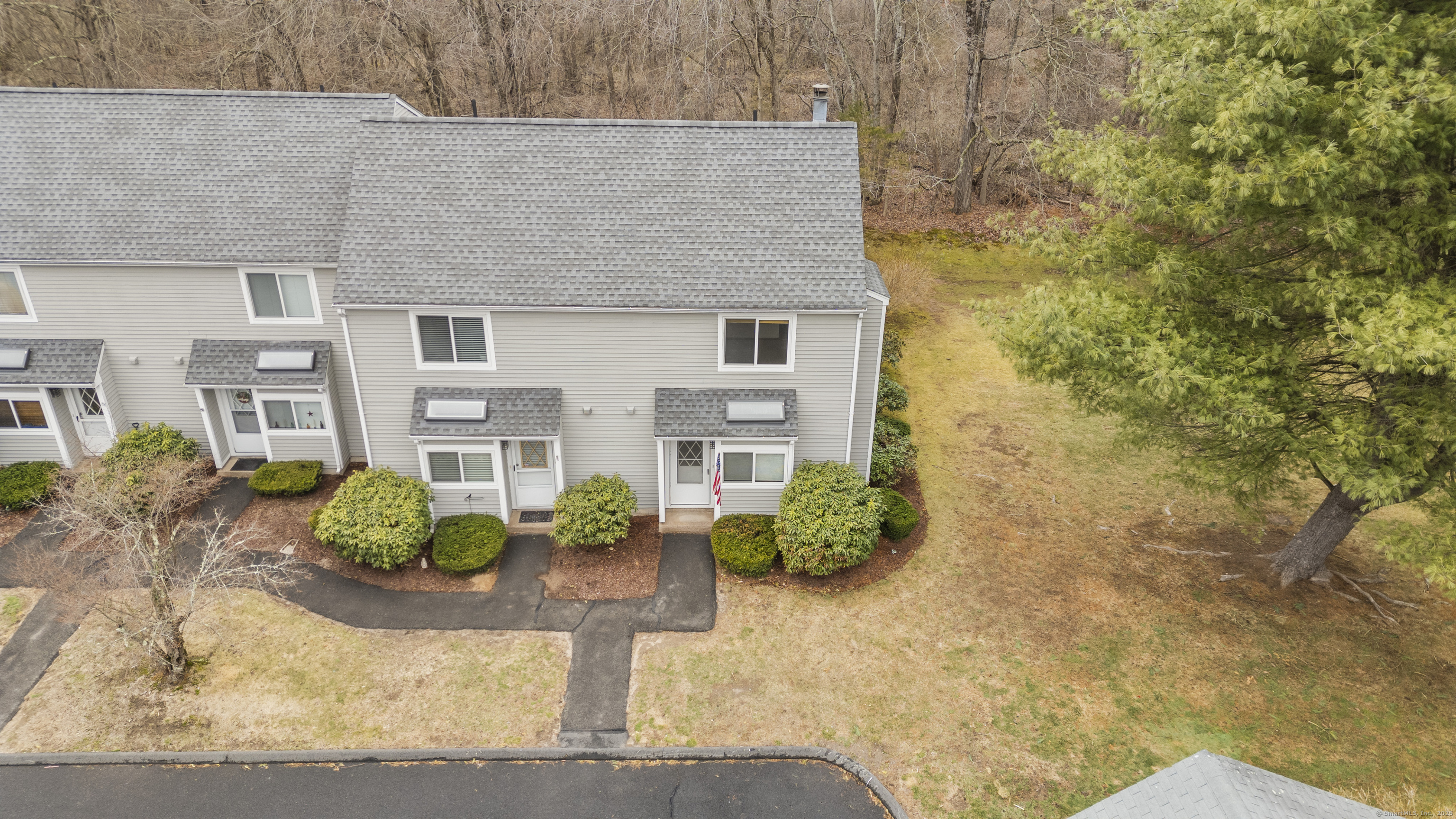 118 Hilltop Drive Simsbury CT 06089