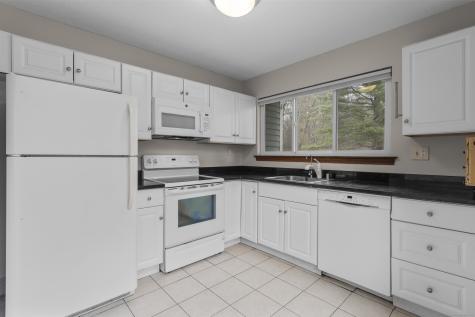 118 Hilltop Drive Simsbury CT 06089