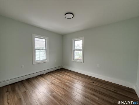 17 Laura Street Norwalk CT 06854
