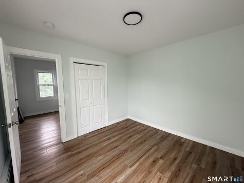 17 Laura Street Norwalk CT 06854