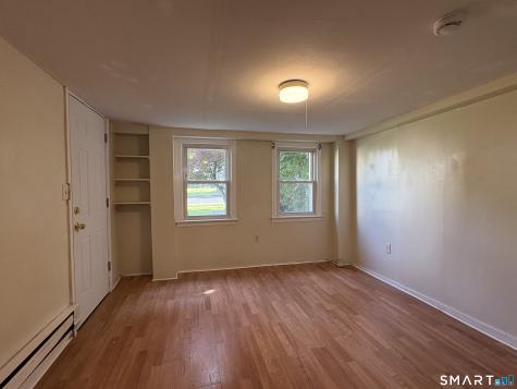 84 Mill Street Middletown CT 06457