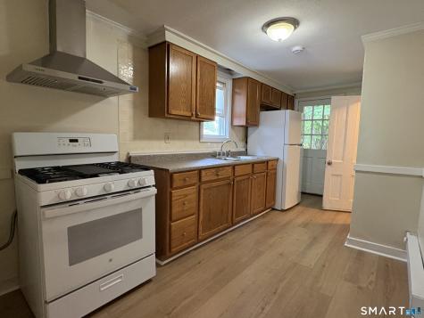 84 Mill Street Middletown CT 06457