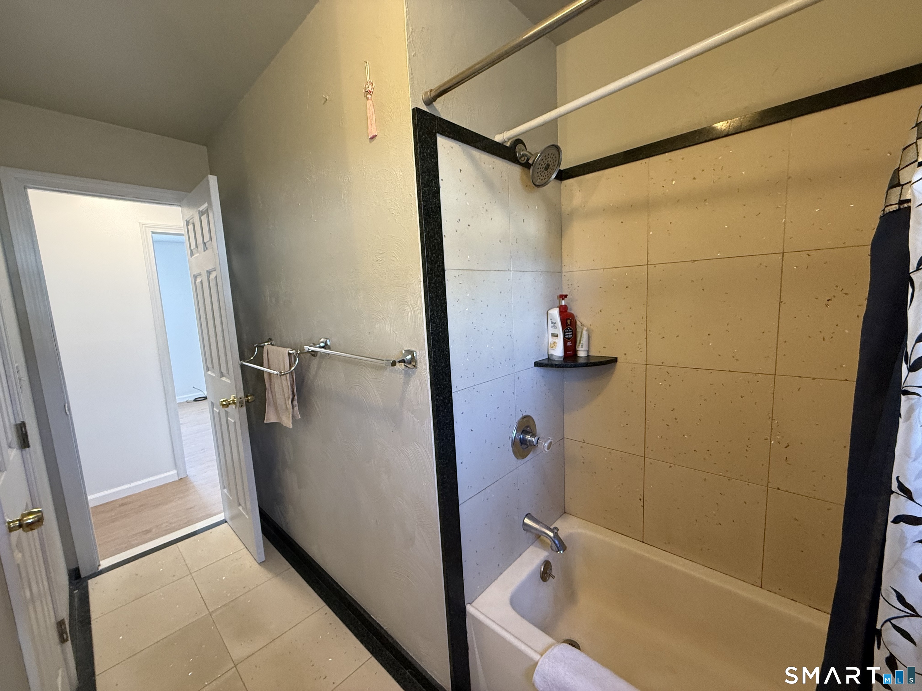 35 Early Avenue Stratford CT 06615