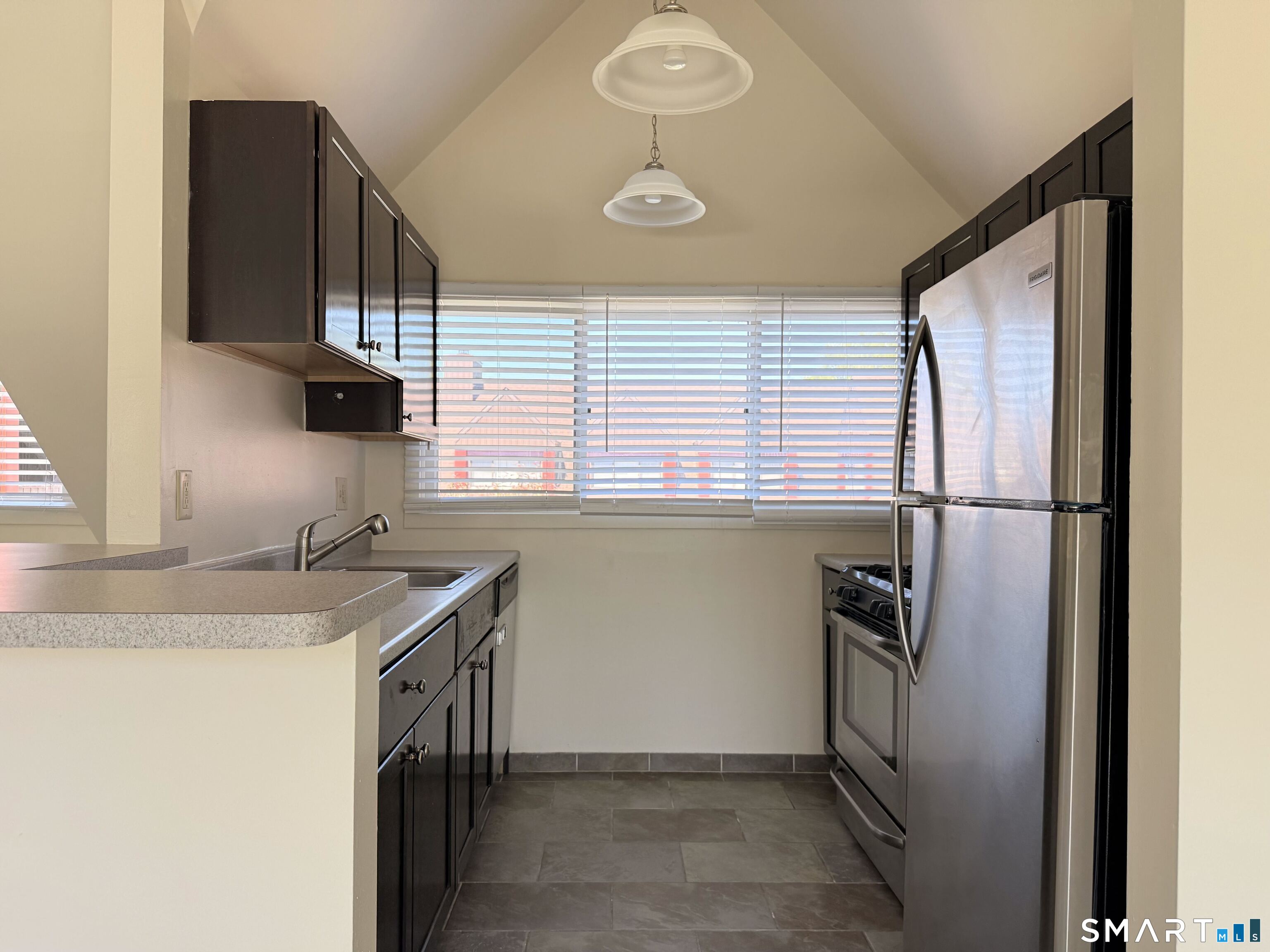 106 Montoya Drive Branford CT 06405