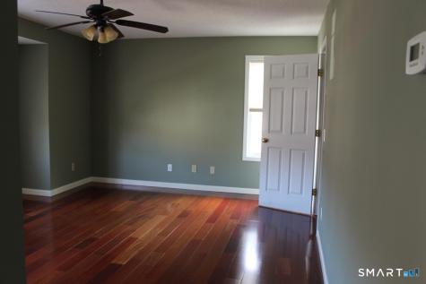 69 Dannys Way Wallingford CT 06492