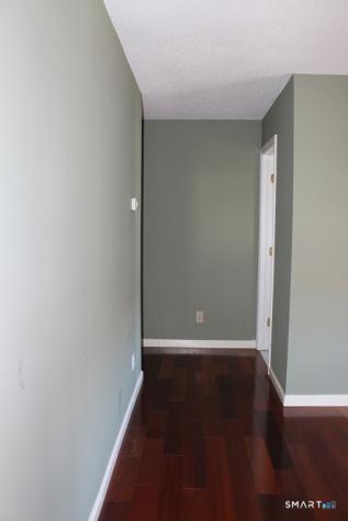 69 Dannys Way Wallingford CT 06492