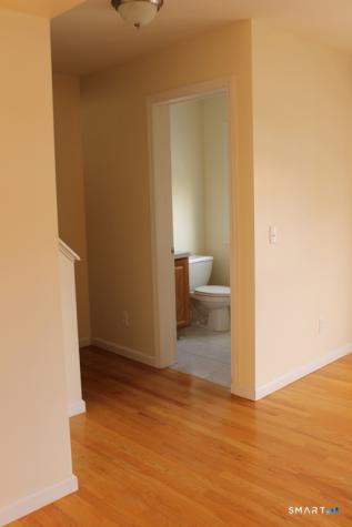 69 Dannys Way Wallingford CT 06492
