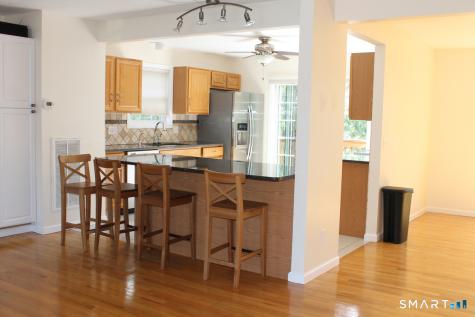 69 Dannys Way Wallingford CT 06492