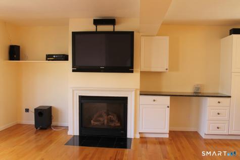 69 Dannys Way Wallingford CT 06492