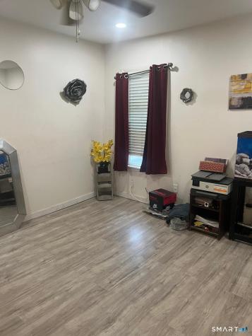 324 Naugatuck Avenue Milford CT 06460