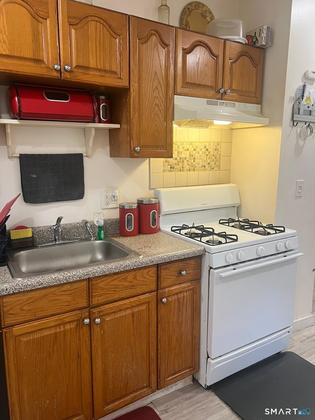 324 Naugatuck Avenue Milford CT 06460