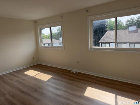 27 Crows Nest Lane Danbury CT 06810