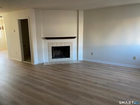 27 Crows Nest Lane Danbury CT 06810