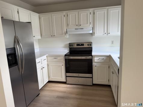 27 Crows Nest Lane Danbury CT 06810