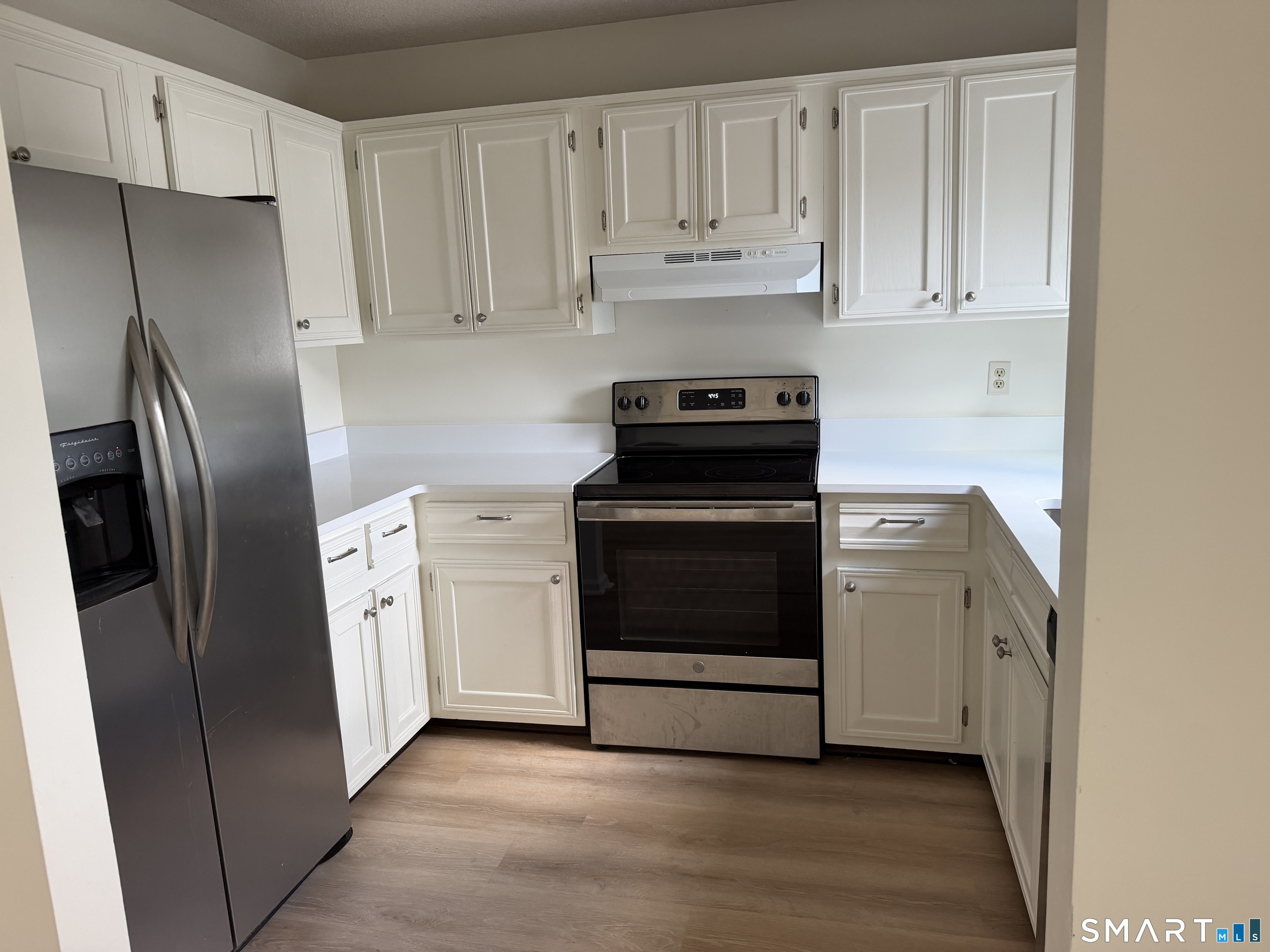 27 Crows Nest Lane Danbury CT 06810