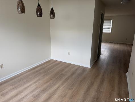27 Crows Nest Lane Danbury CT 06810