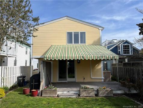 15 Trumbull Street Stonington CT 06378
