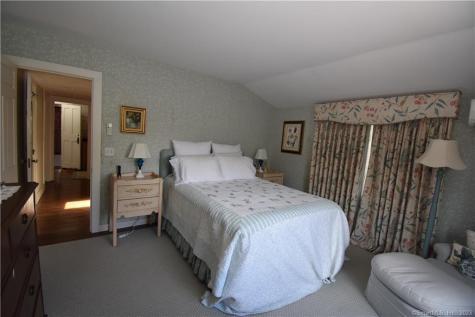 15 Trumbull Street Stonington CT 06378