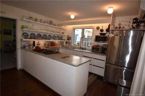 15 Trumbull Street Stonington CT 06378