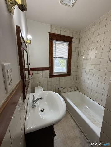 192 Tudor Street Waterbury CT 06704