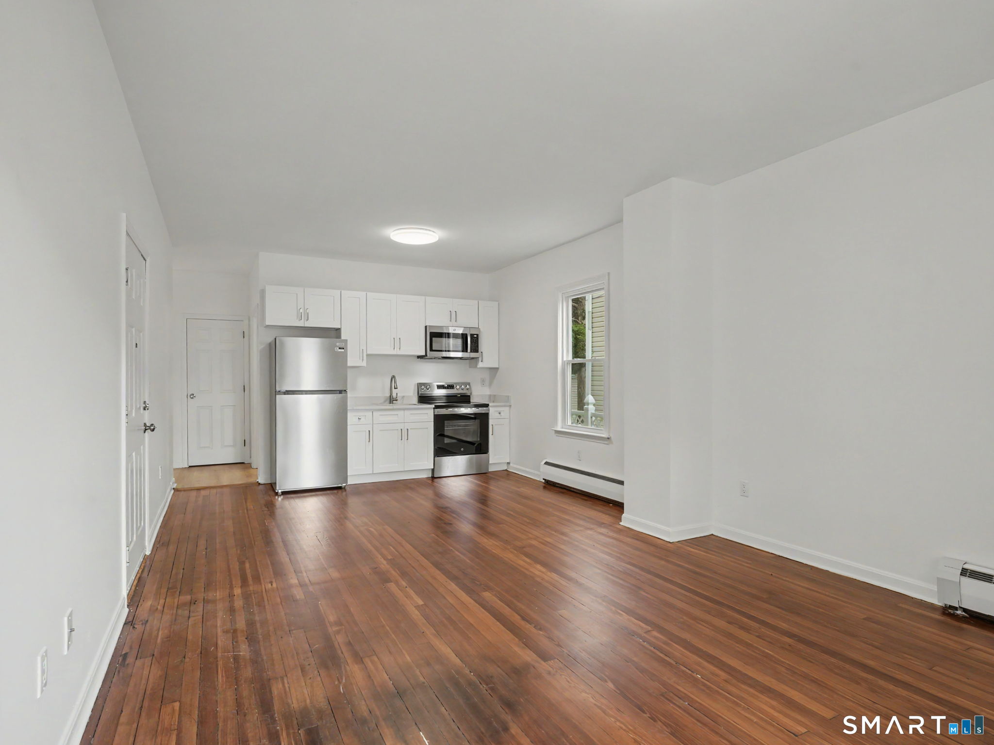28 East Walnut Street Stamford CT 06902