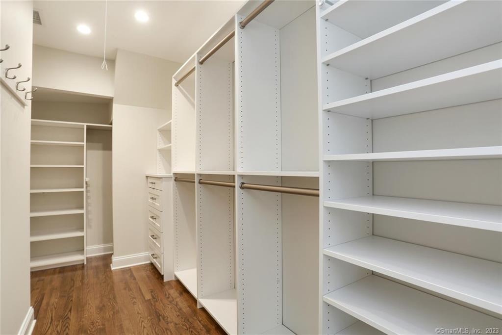 588 Weed Street New Canaan CT 06840