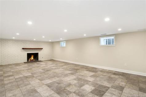 588 Weed Street New Canaan CT 06840