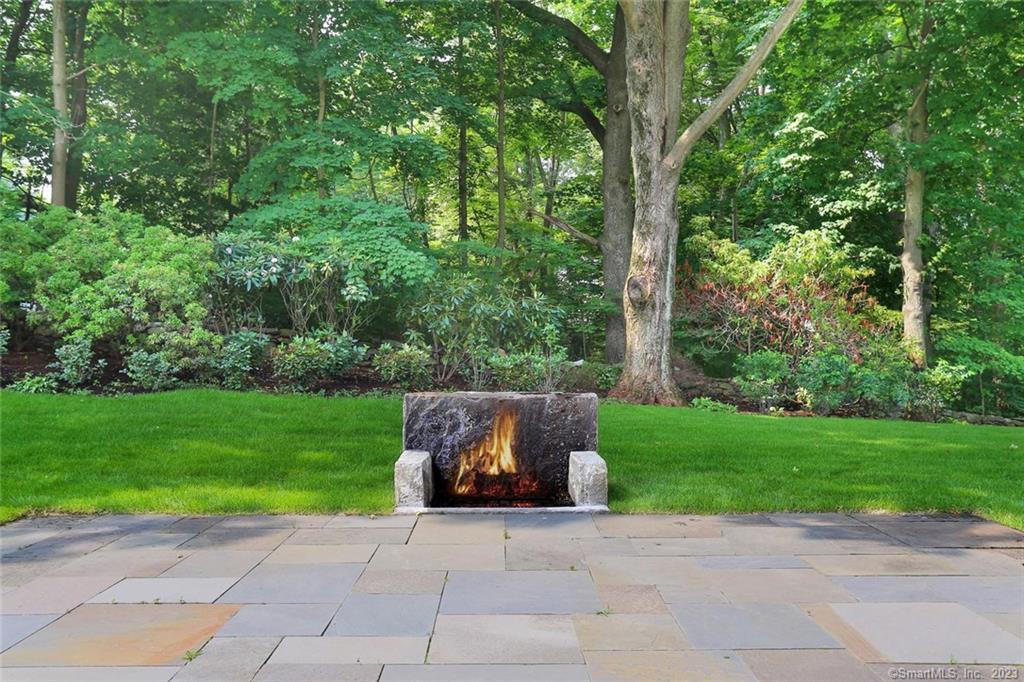 588 Weed Street New Canaan CT 06840