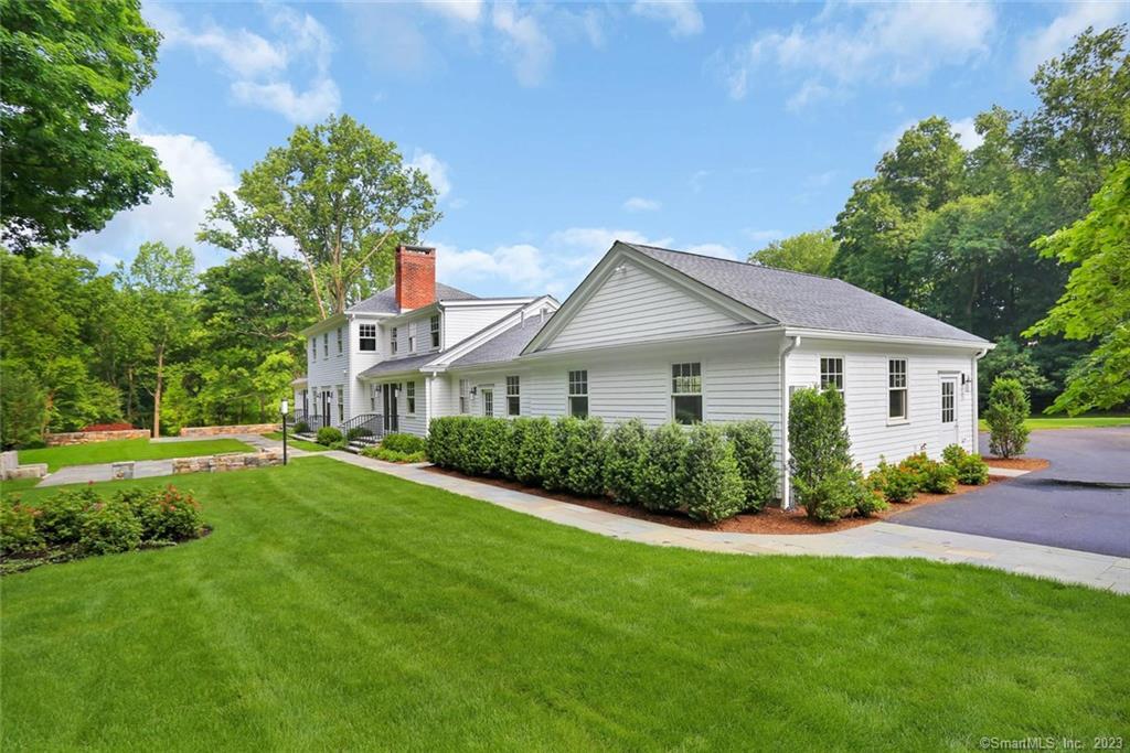 588 Weed Street New Canaan CT 06840