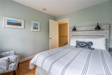 33 Marshfield Road East Lyme CT 06357