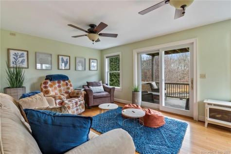 33 Marshfield Road East Lyme CT 06357