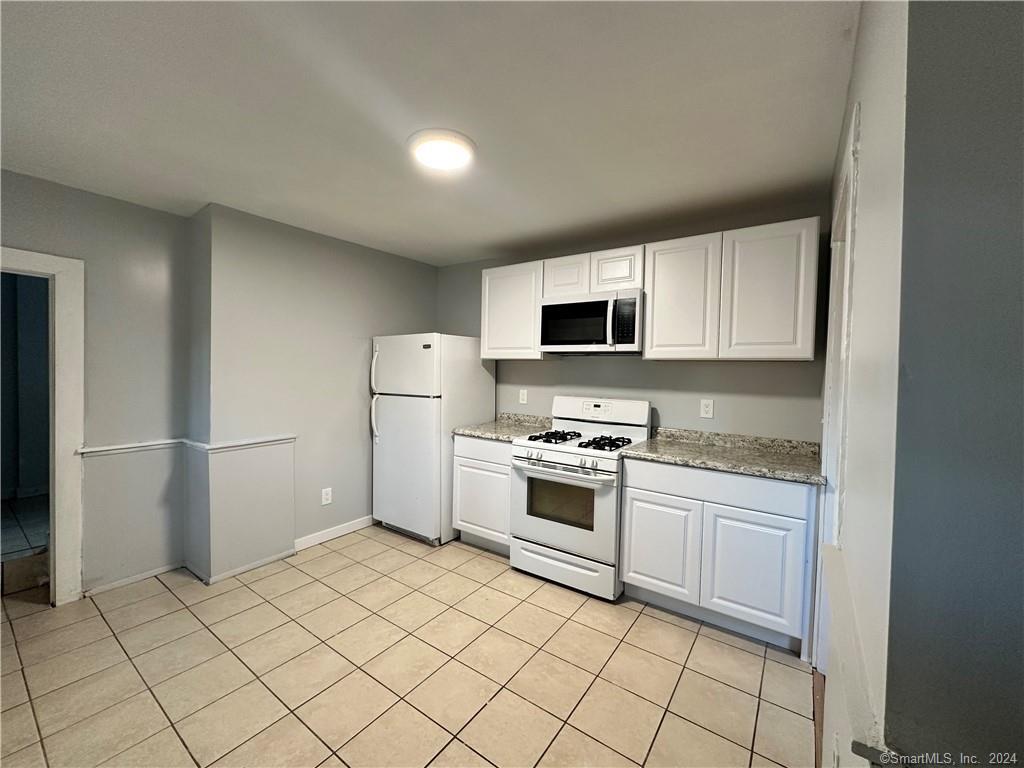 223 Spruce Street Manchester CT 06040