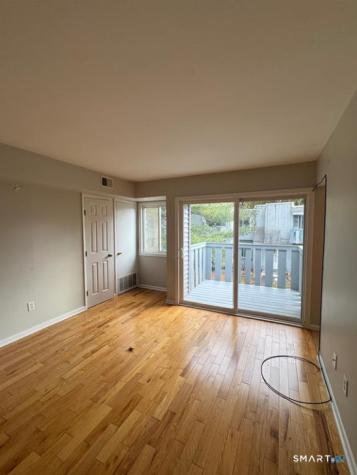12 Cedar Court East Haven CT 06512