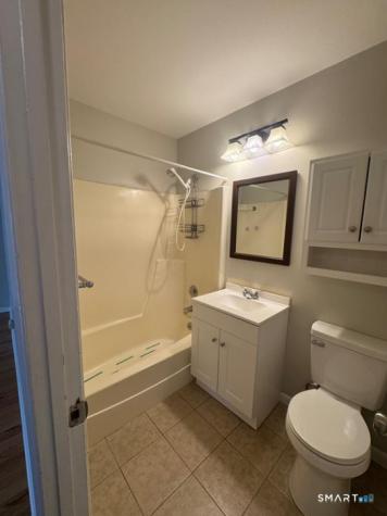 12 Cedar Court East Haven CT 06512