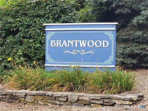 10 Brantwood Drive Madison CT 06443