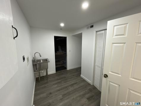 110 Roger White Drive New Haven CT 06511