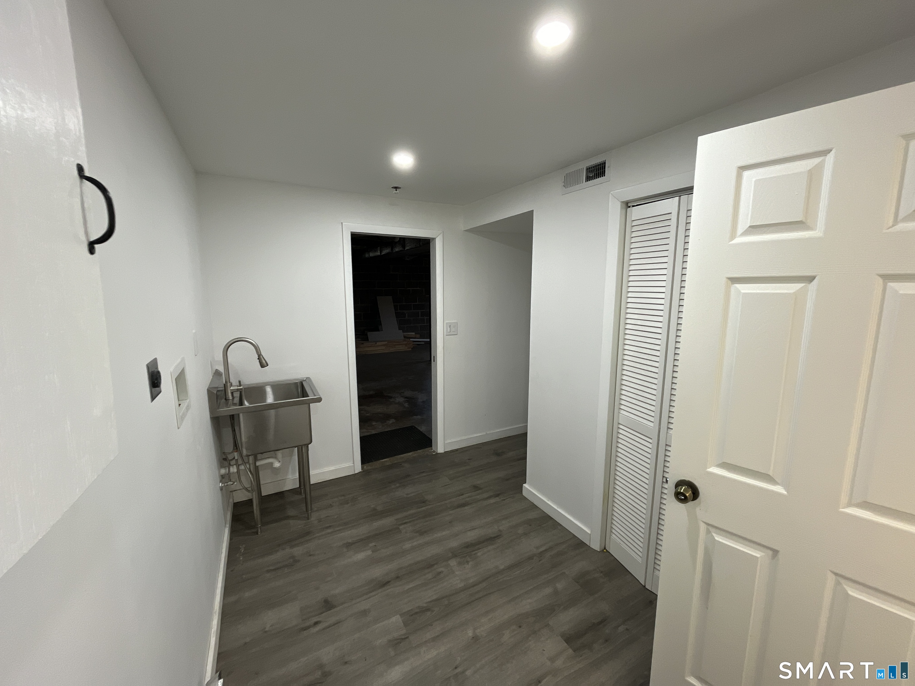 110 Roger White Drive New Haven CT 06511