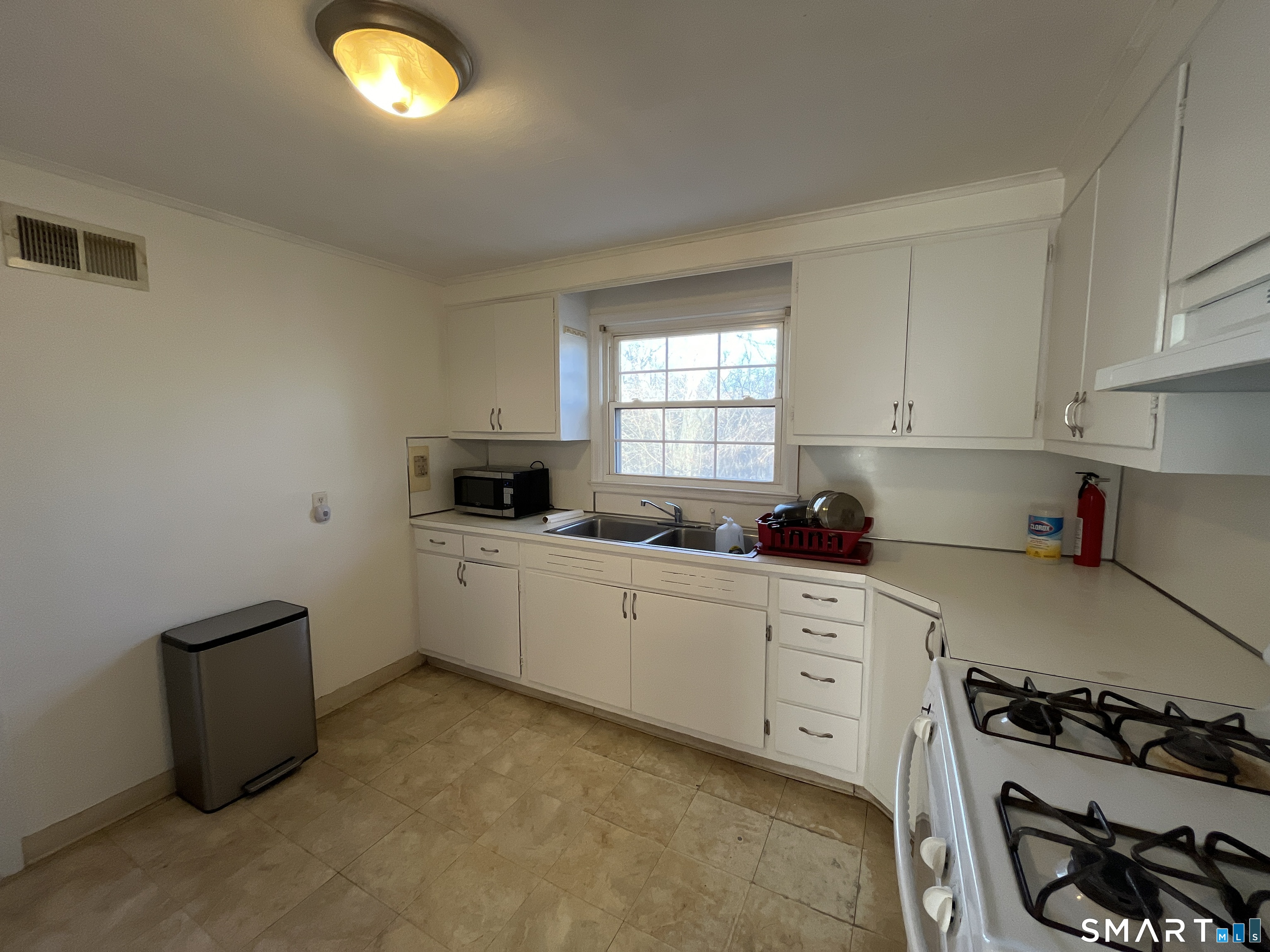 110 Roger White Drive New Haven CT 06511