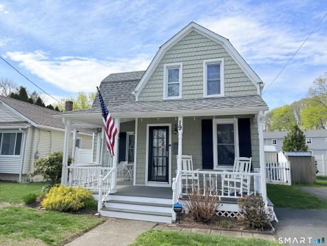 19 Willow Street Milford CT 06460