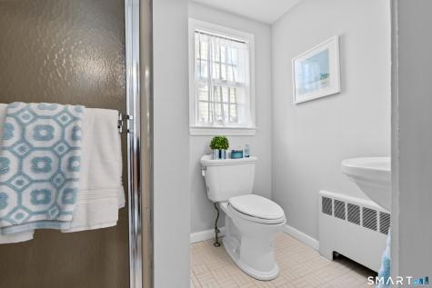 25 Sherwood Road West Hartford CT 06117