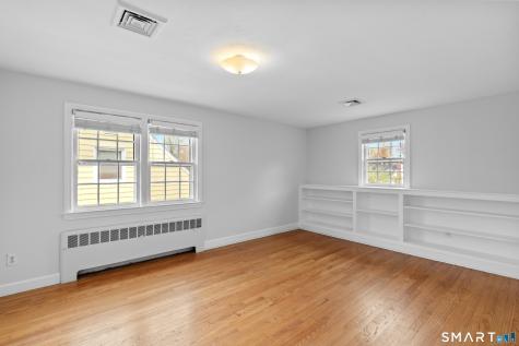 25 Sherwood Road West Hartford CT 06117