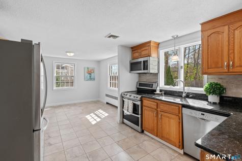 25 Sherwood Road West Hartford CT 06117