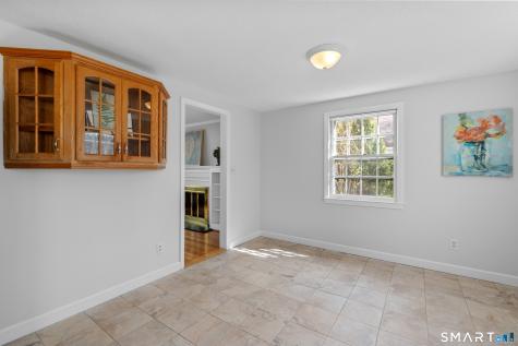25 Sherwood Road West Hartford CT 06117