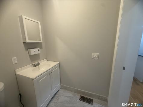 168-170 Kelsey Street Bridgeport CT 06607