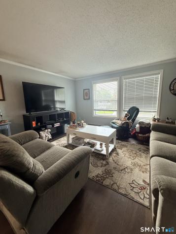 4 Harbor View Avenue Waterford CT 06385