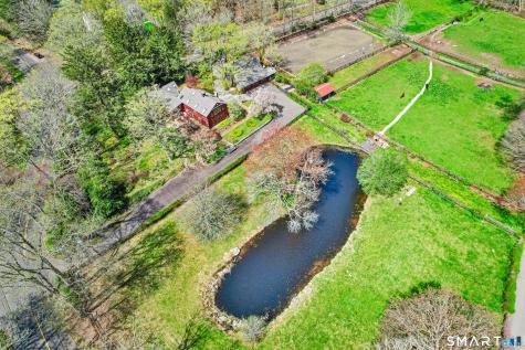 2 Race Hill Road Madison CT 06443