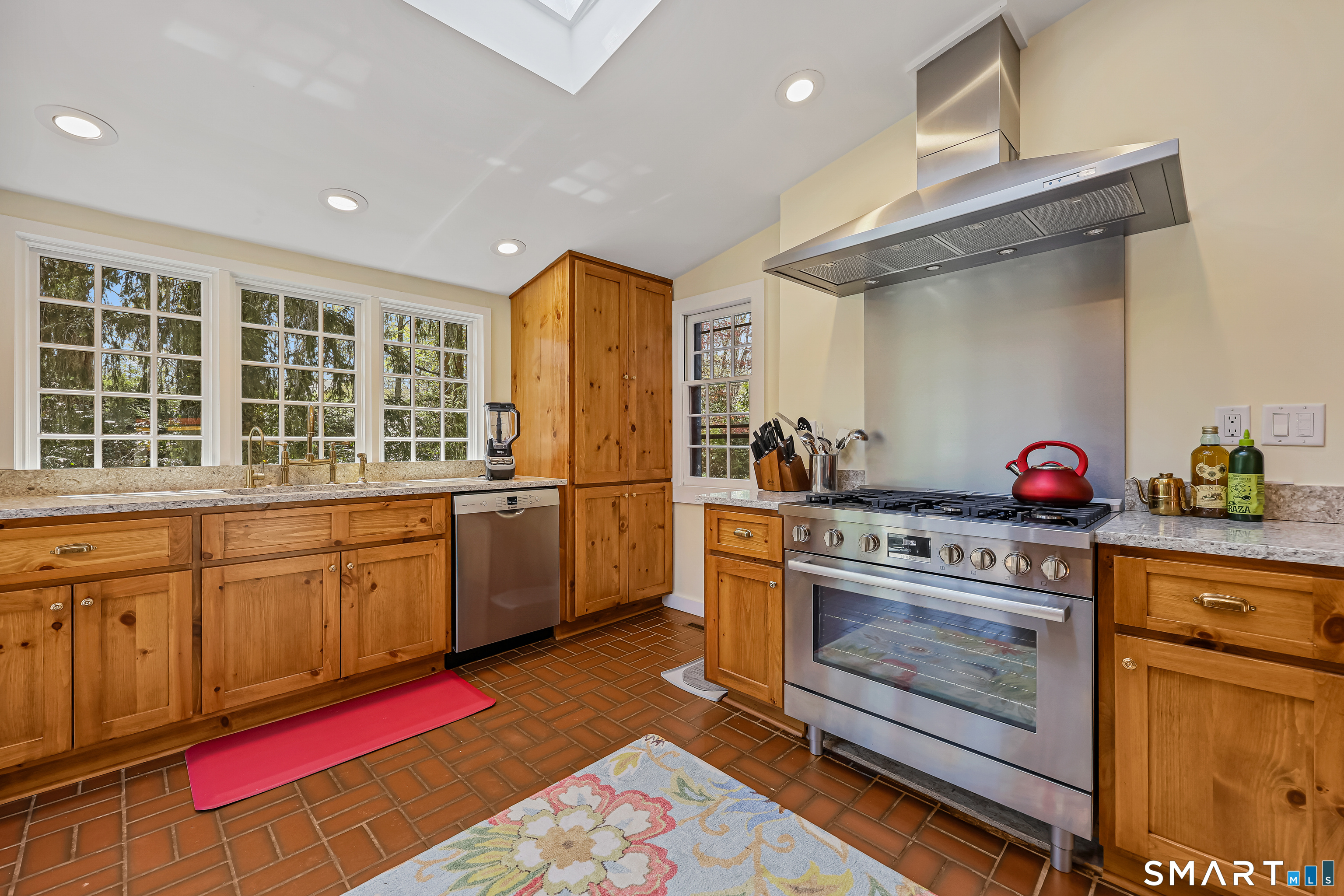 2 Race Hill Road Madison CT 06443